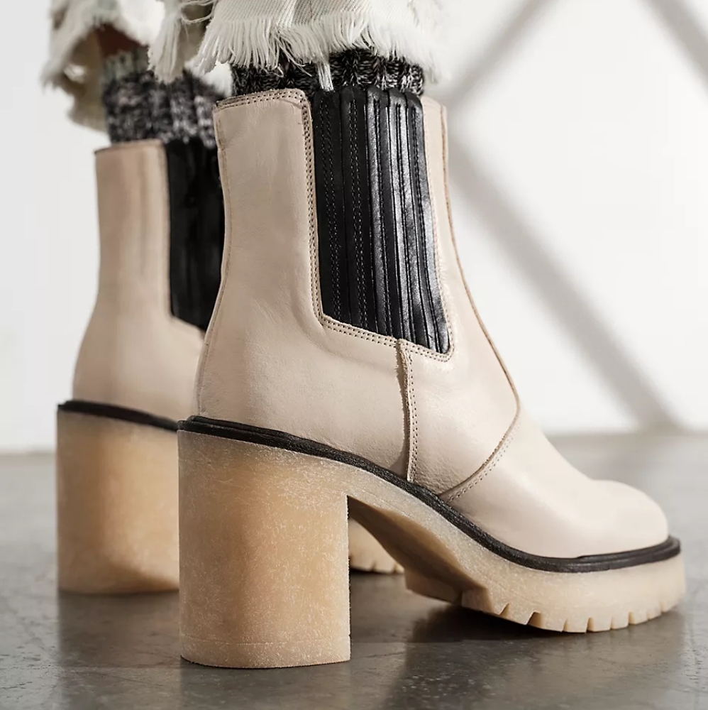 Free People James leather chelsea ankle boots  size 41 US 11 new in box - Picture 3 of 9